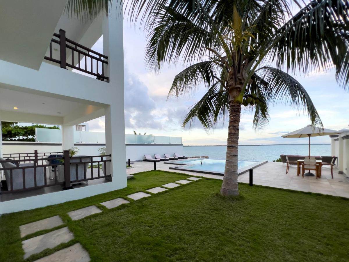 Zanzibar Dt Beachfront Villa Mkunguni Kültér fotó